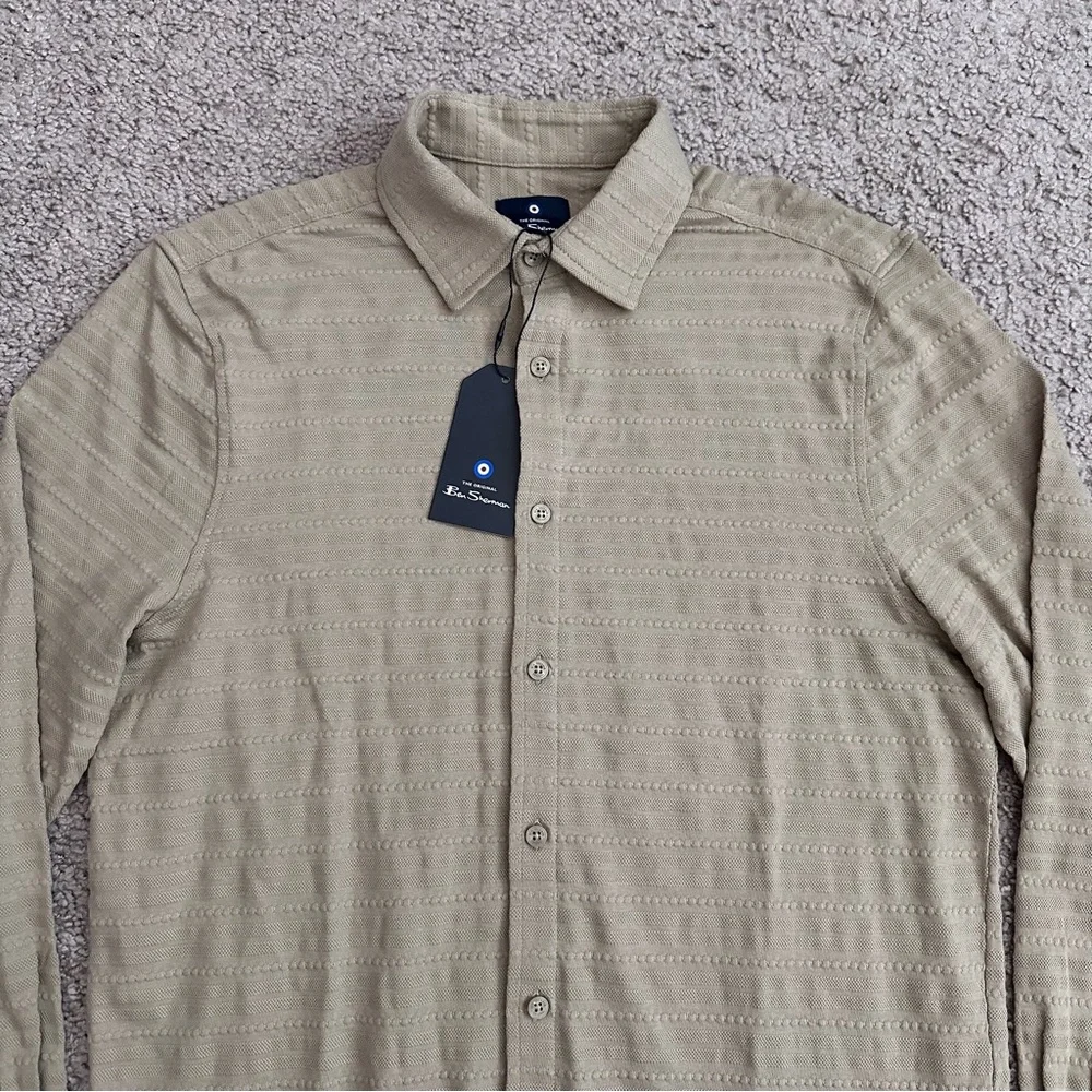 Ben Sherman Textured Long Sleeve Button Up Shirt Men S Timberwolf - Picture 7 of 14